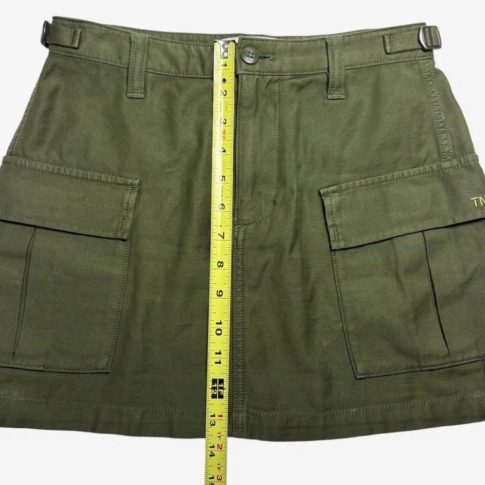 ✨ ARITZIA TNA Supply Cargo Utility Micro Mini Skirt • Army Green • Size 2 - Picture 10 of 13